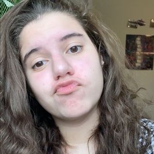 Meet your Posher, Adalia